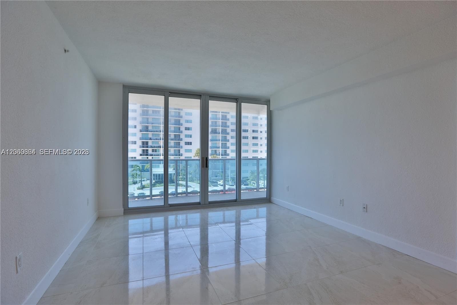 7501 E Treasure Dr # 4K, North Bay Village, FL 33141 photo 5