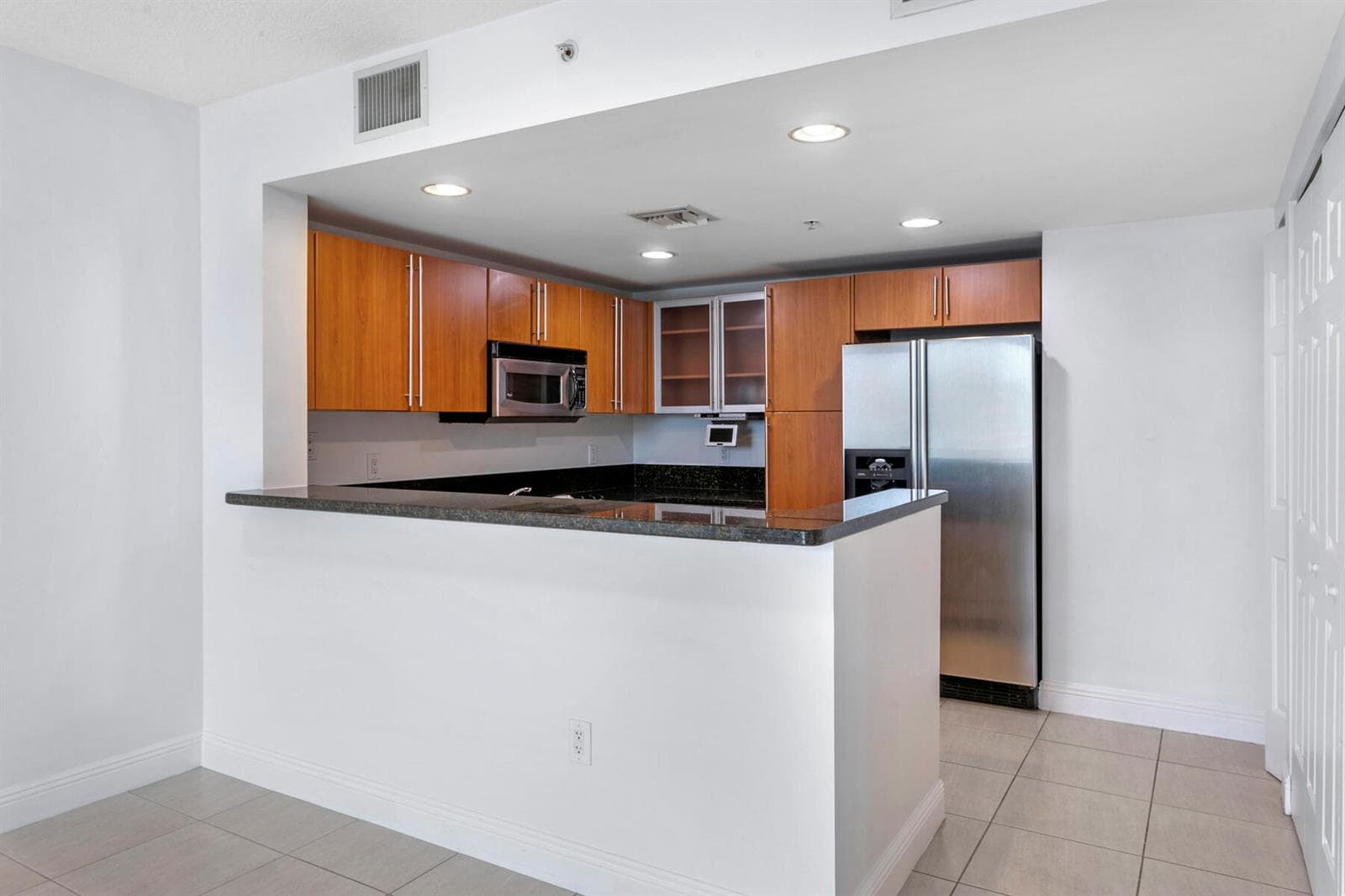 610 CLEMATIS Street # 418, West Palm Beach, FL 33401 photo 5