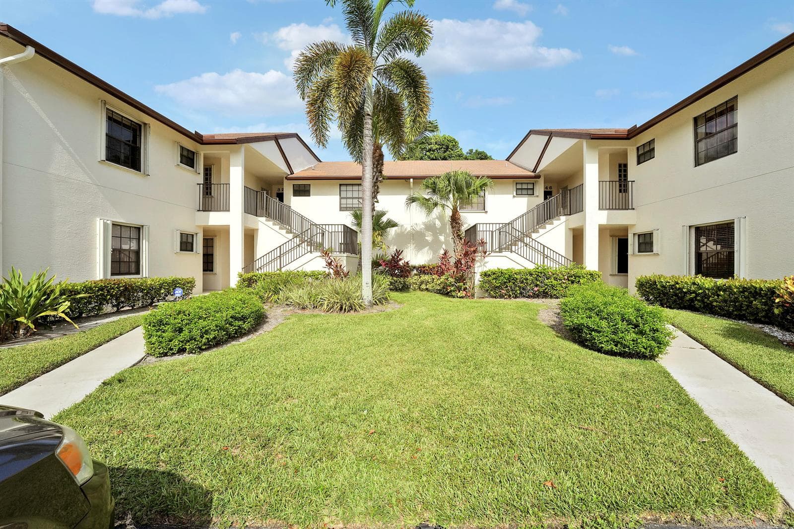3254 Jog Park Drive, FL 33467 photo 5