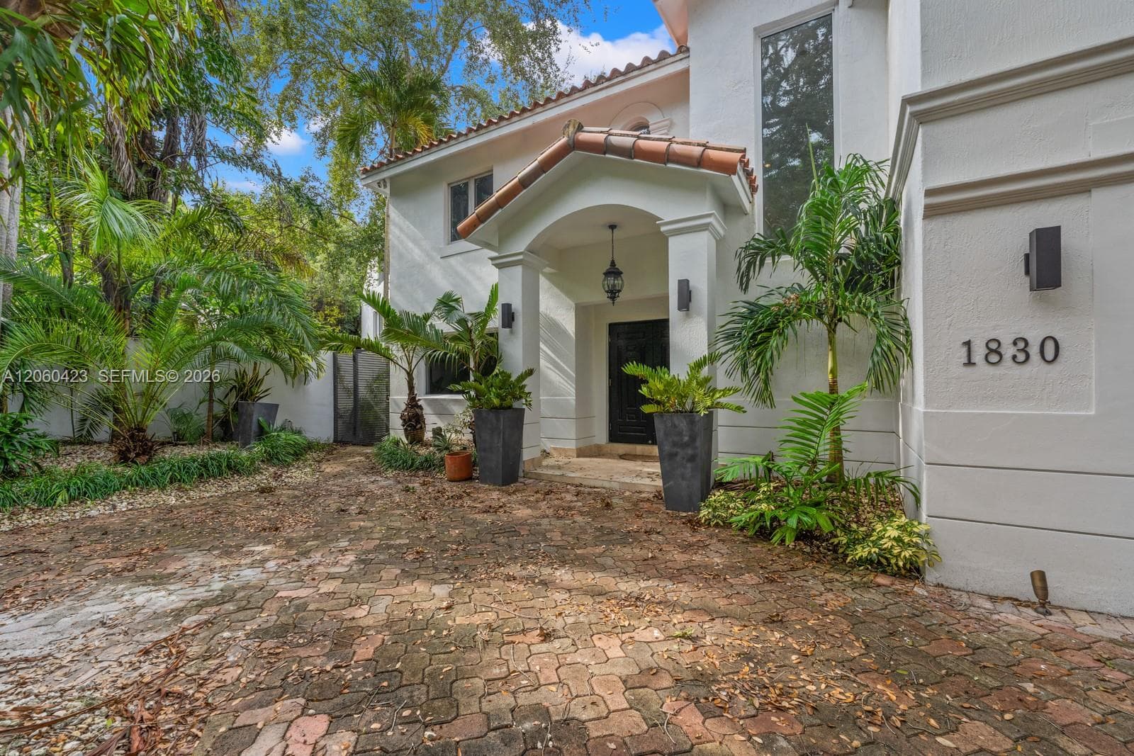 1830 Chucunantah Rd, Miami, FL 33133 photo 3