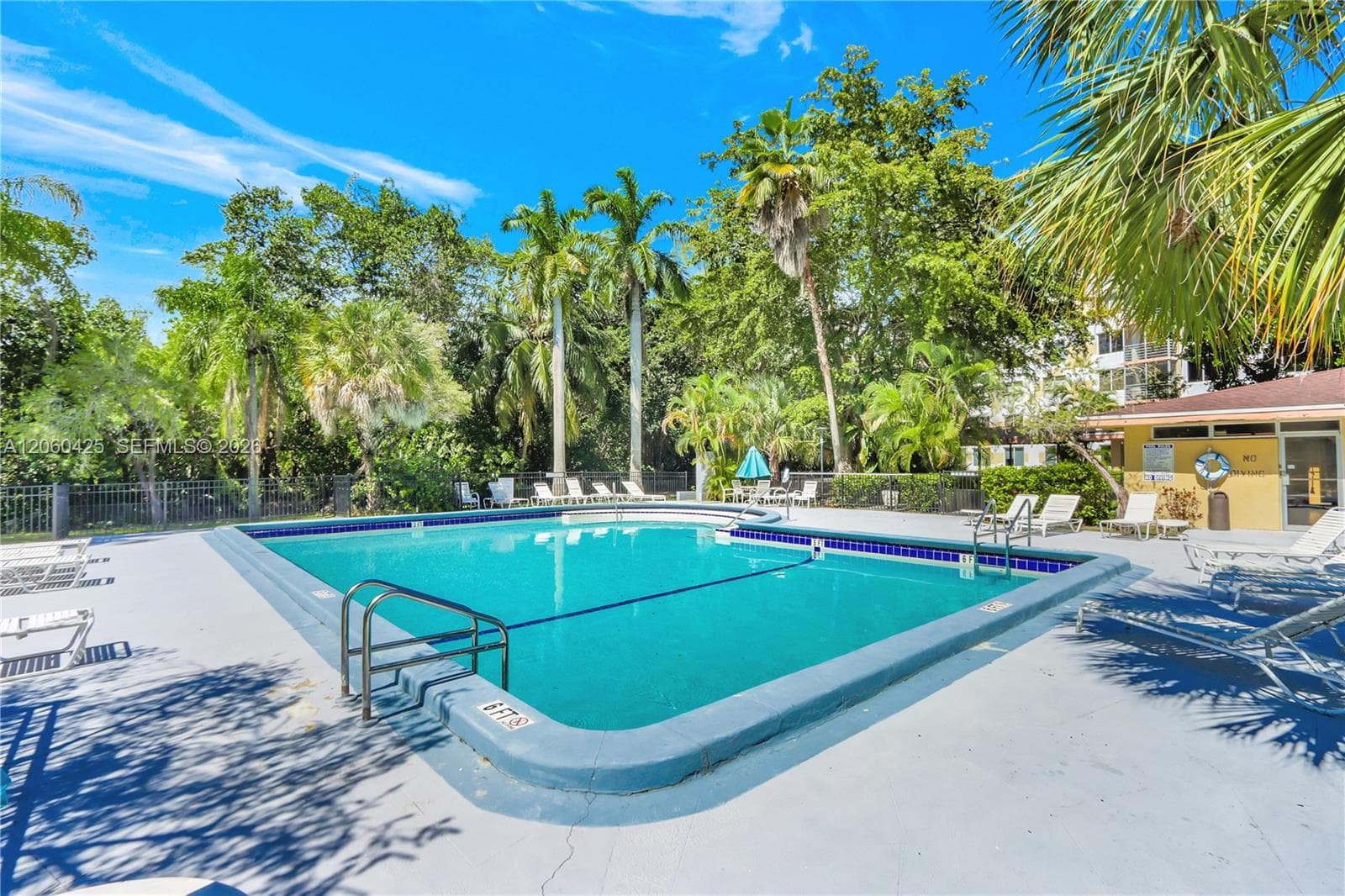 17890 W Dixie Hwy # 203, North Miami Beach, FL 33160 photo 5