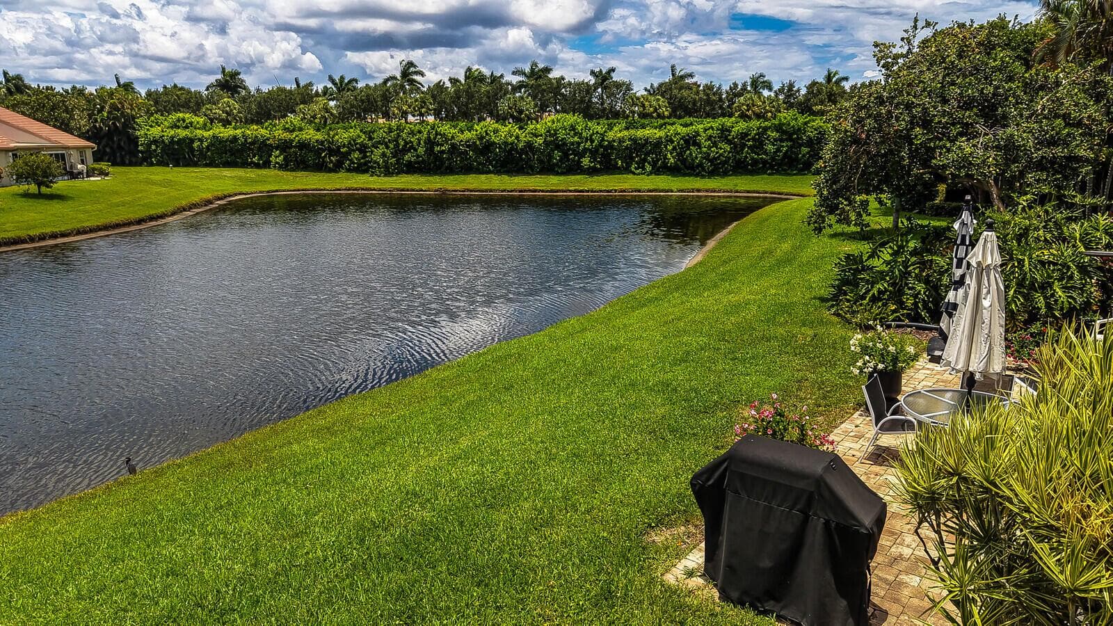 7906 LAKE SANDS Drive, Delray Beach, FL 33446 photo 4