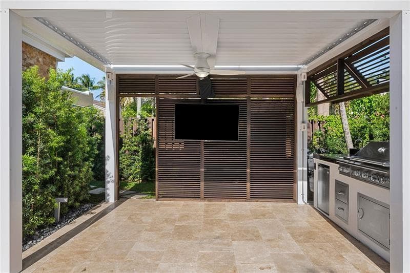 916 SE 5TH Court, Fort Lauderdale, FL 33301 photo 5