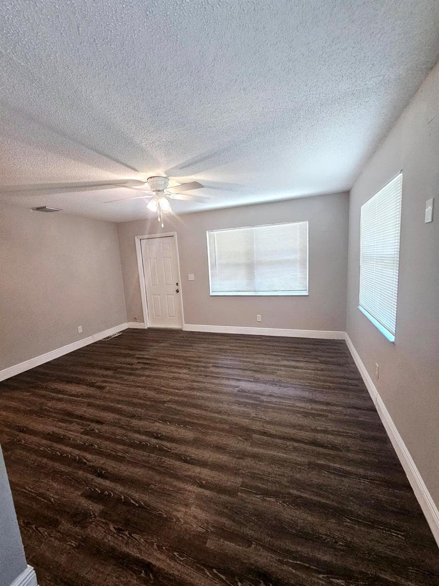1556 W 20TH Street, Riviera Beach, FL 33404 photo 4
