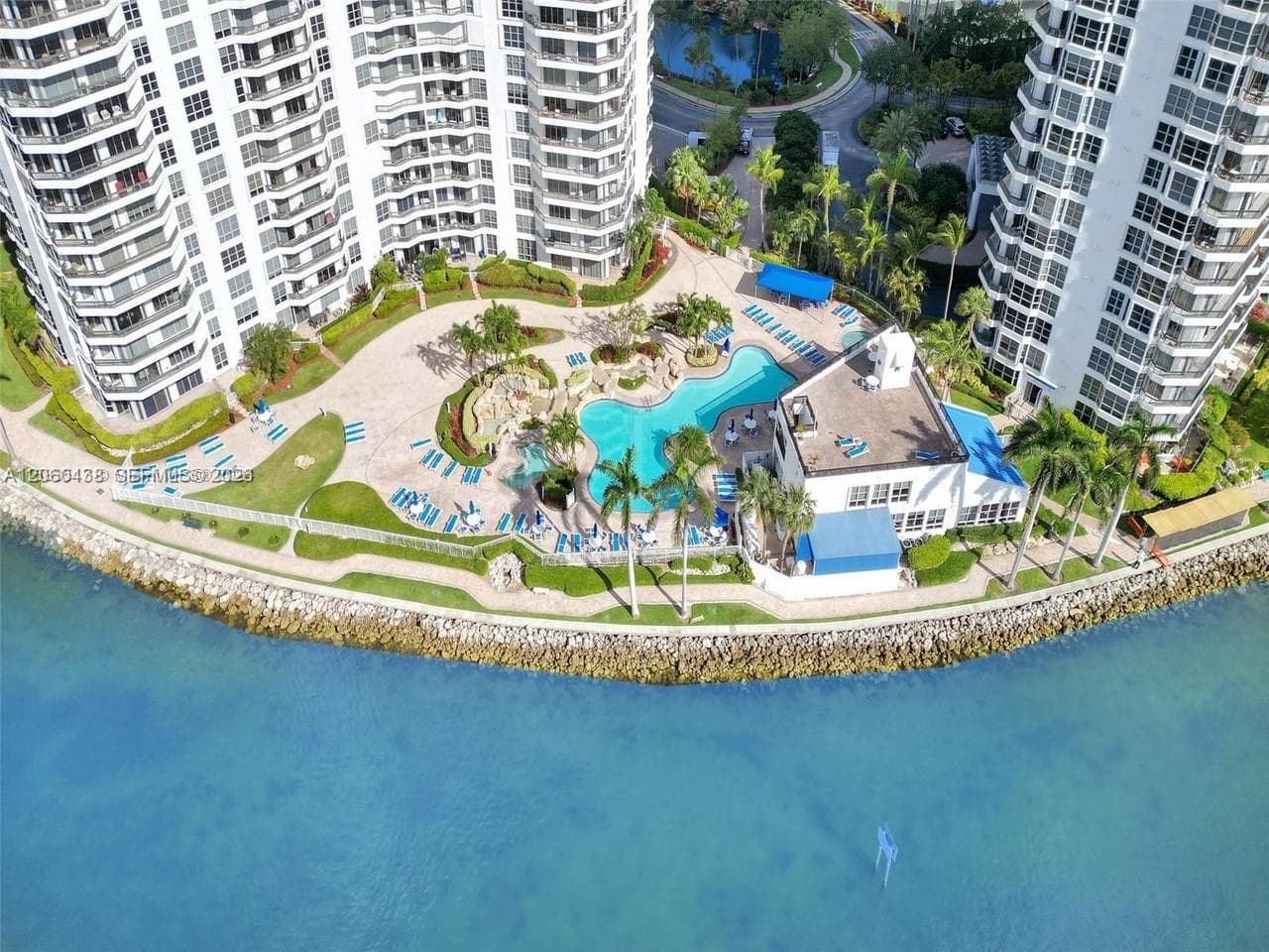 19101 NE 36th Ct # 1811, Aventura, FL 33180 photo 2