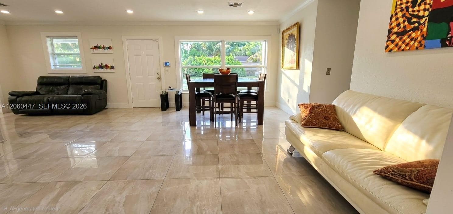 935 NE 149th St, Miami, FL 33161 photo 4