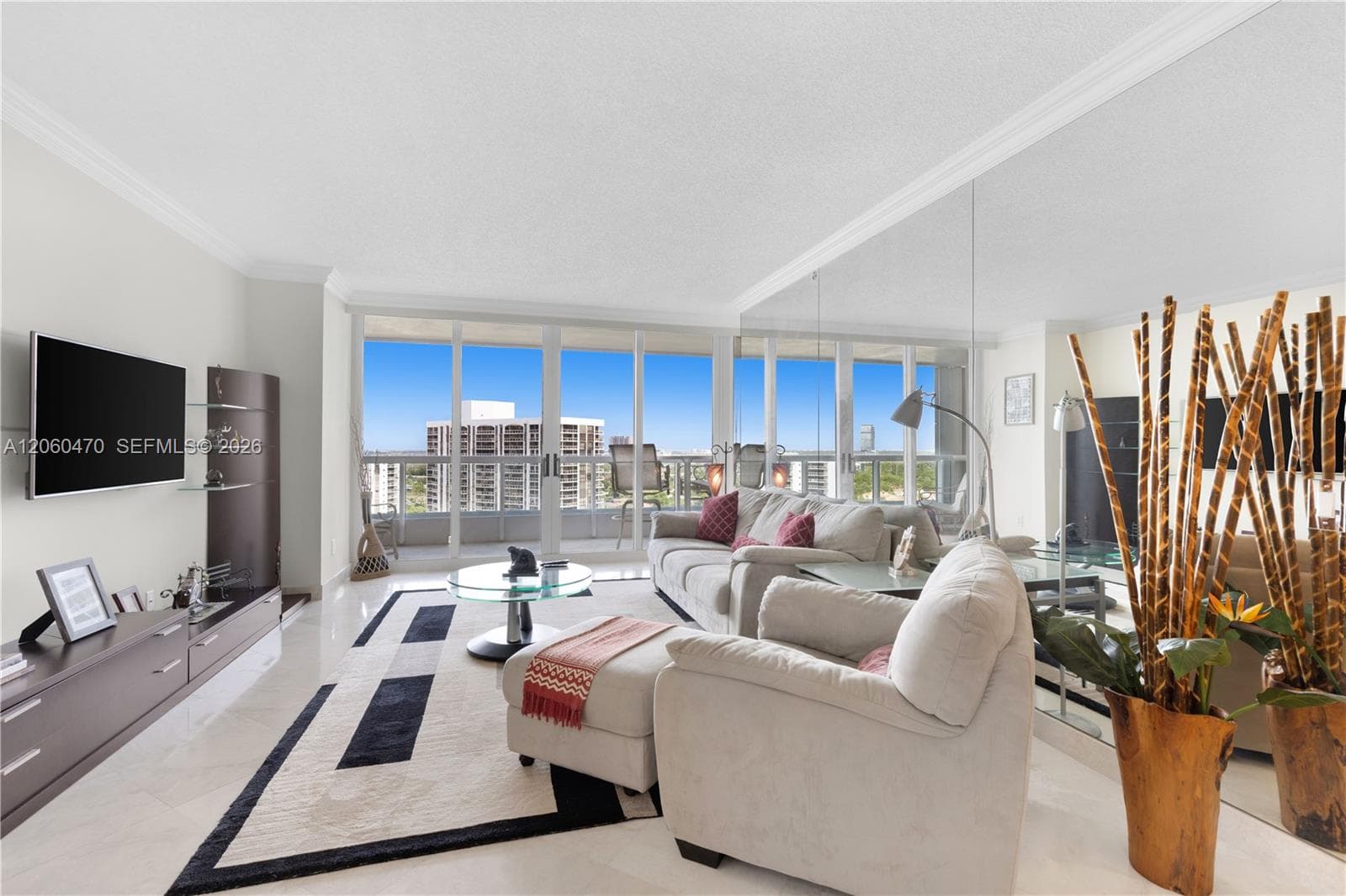 21055 Yacht Club Dr # 1804, Aventura, FL 33180 photo 2