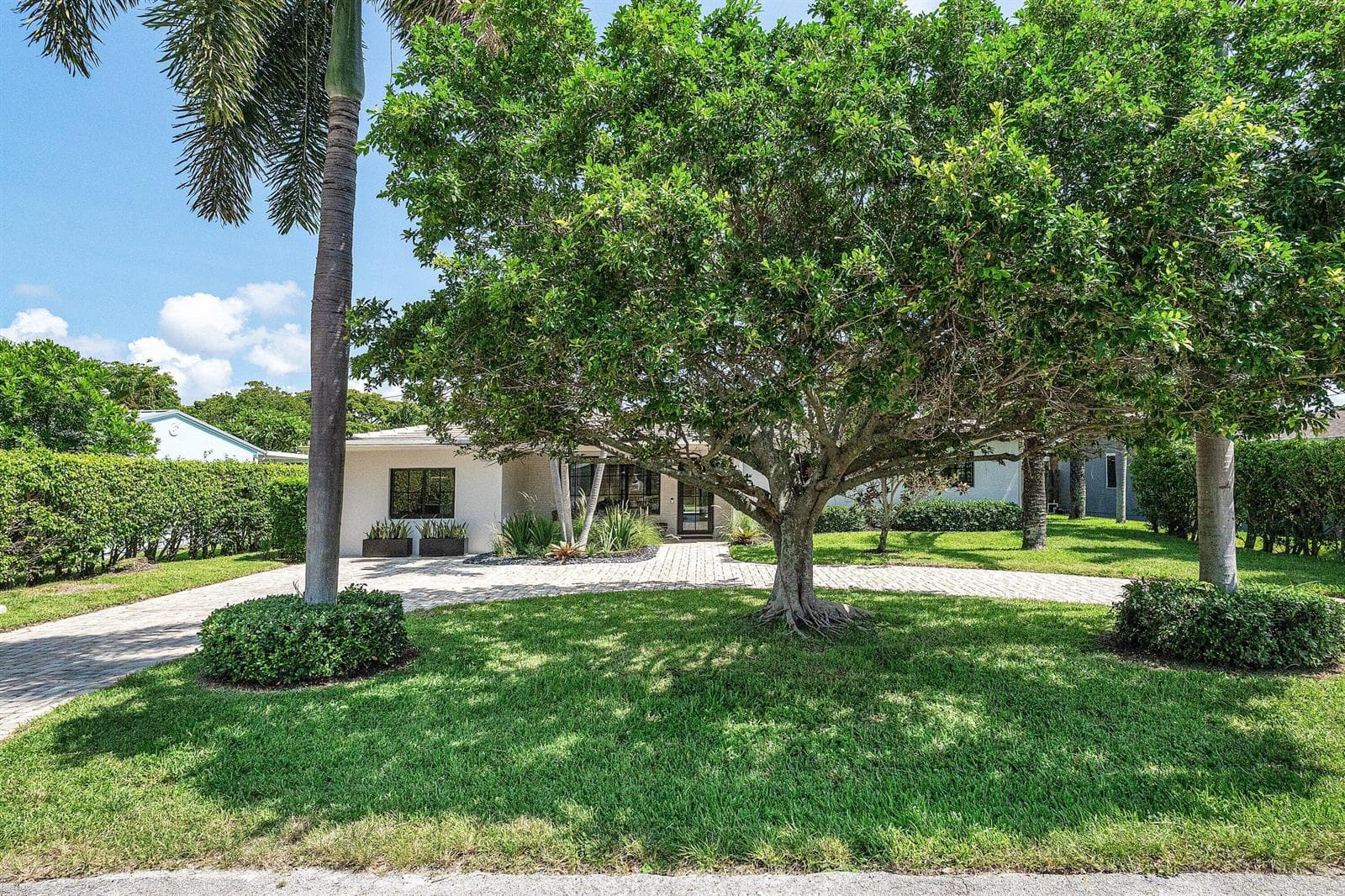 115 Bonnie Briar Lane, Delray Beach, FL 33444 photo 2