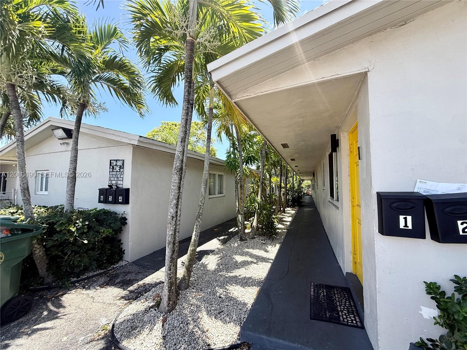 2160 NW 29th St # 6, Oakland Park, FL 33311 photo 2