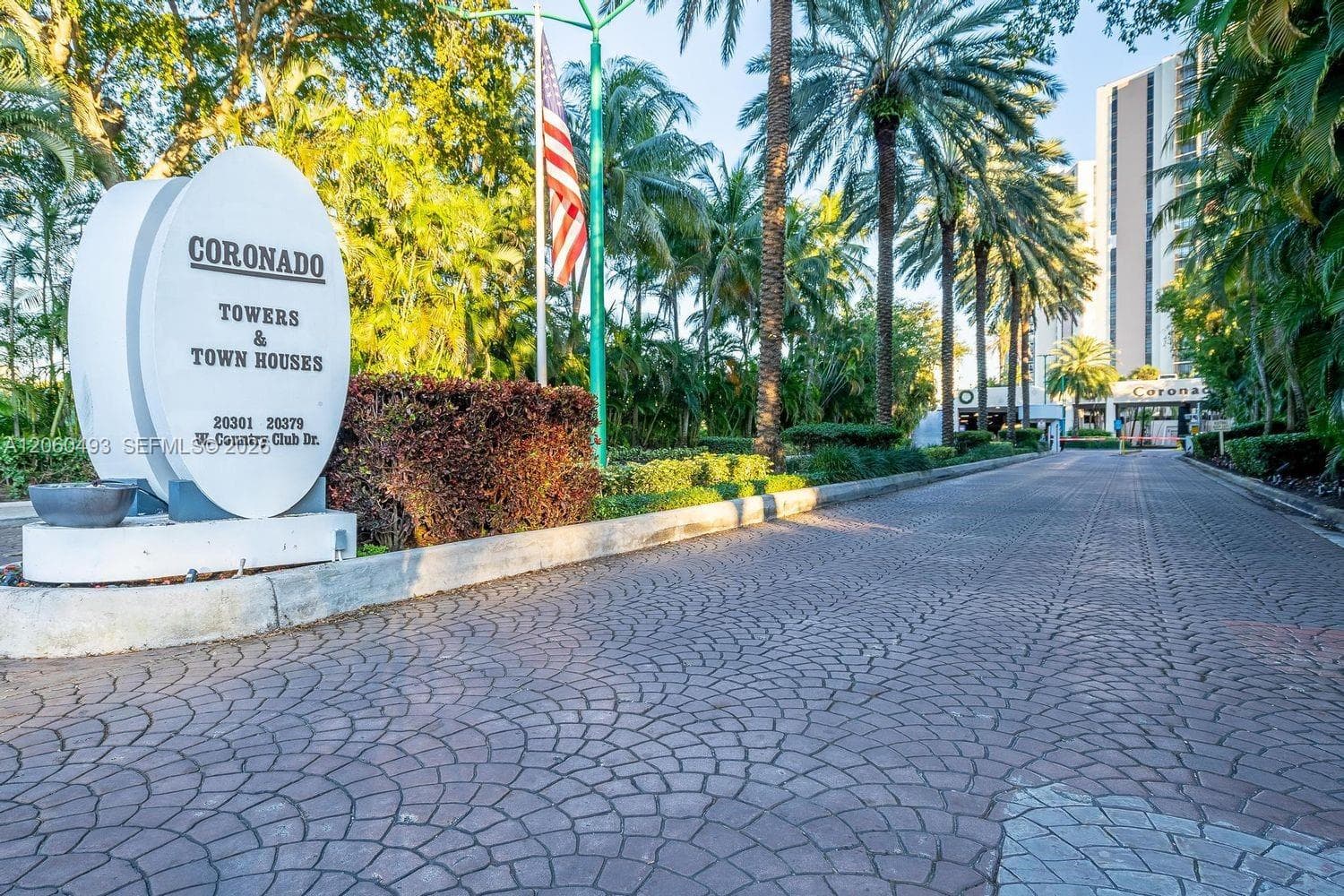 20335 W Country Club Dr # 1702, Aventura, FL 33180 photo 4