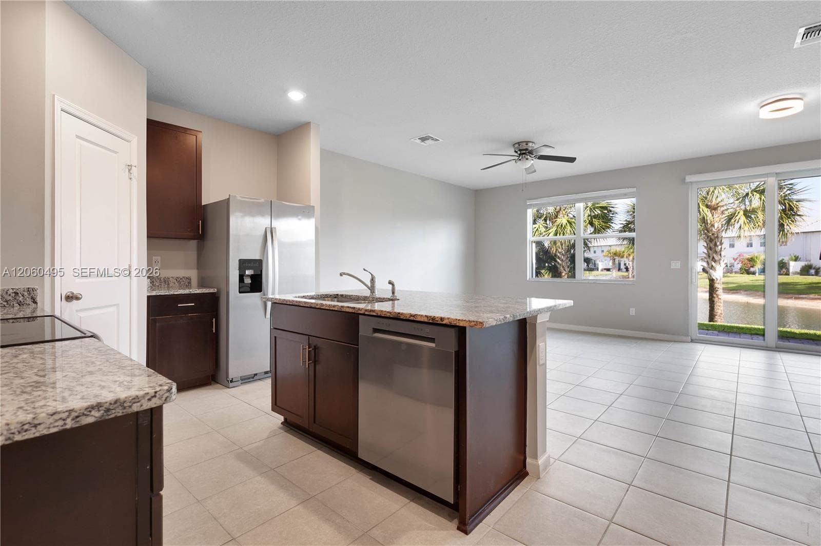 1761 Lindley St, West Palm Beach, FL 33407 photo 2