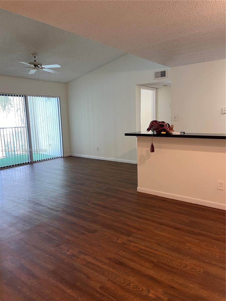 510 S Park Rd # 22-10, Hollywood, FL 33021 photo 4