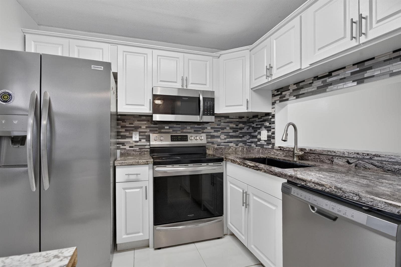 5540 Lakeside Drive # 102, Margate, FL 33063 photo 5