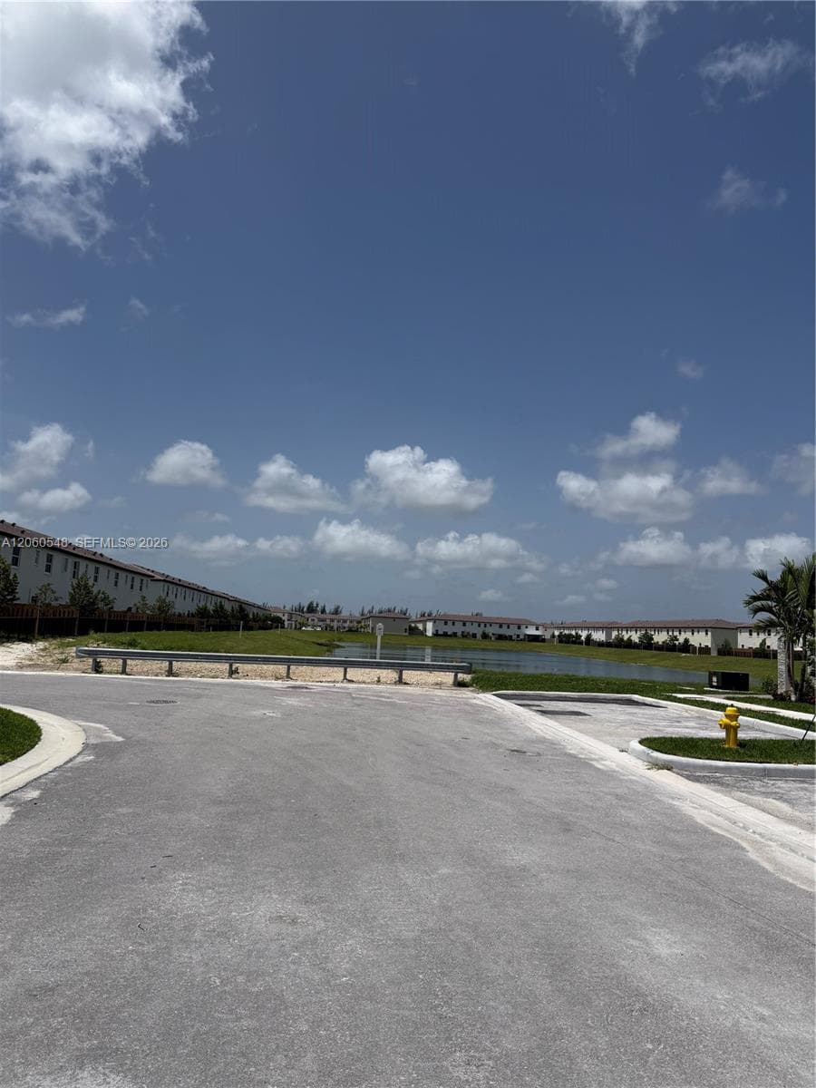 2664 SE 25th Rd # 2664, Homestead, FL 33035 photo 2