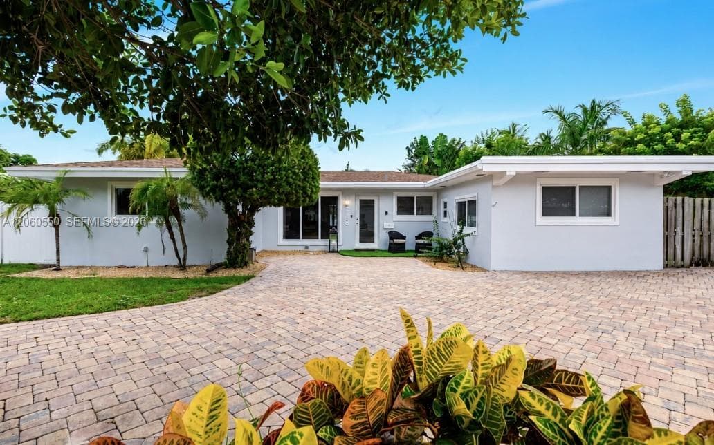 2770 NE 30th St, Lighthouse Point, FL 33064 photo 2