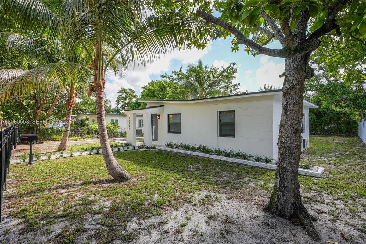 14035 NW 6th Ave, North Miami, FL 33168 photo 2