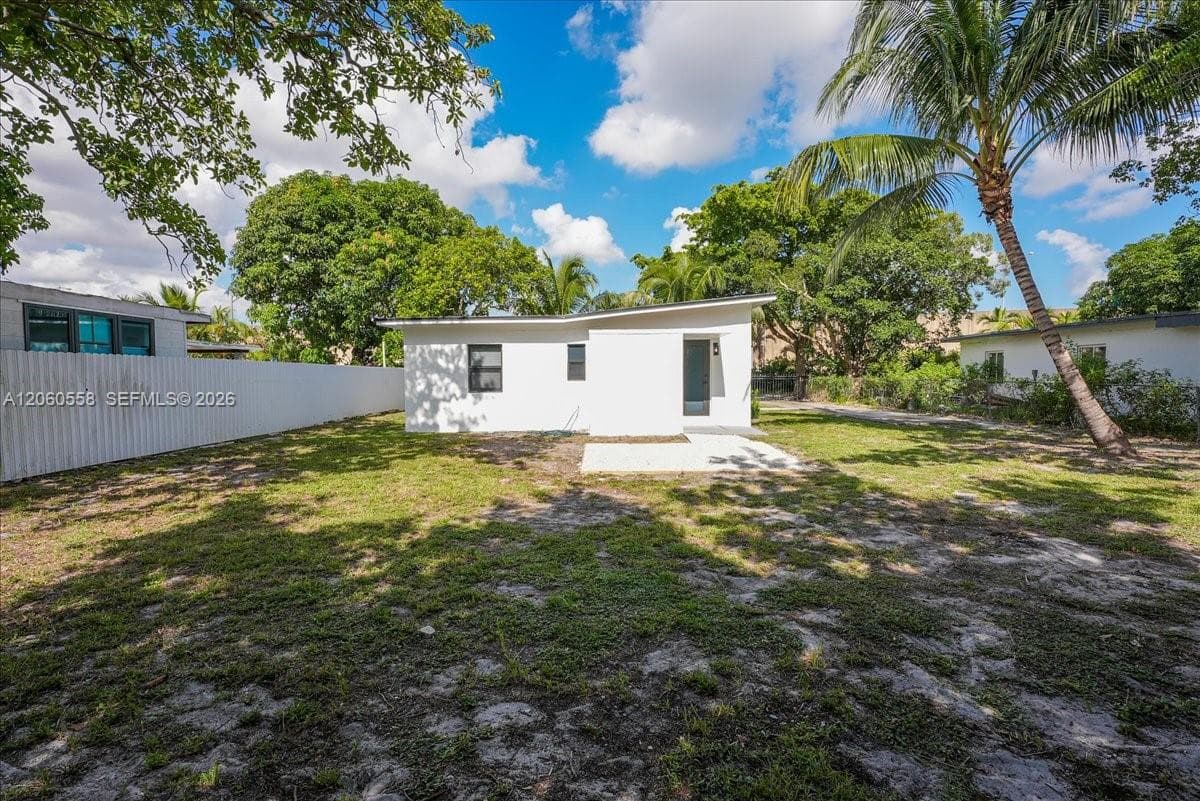 14035 NW 6th Ave, North Miami, FL 33168 photo 5