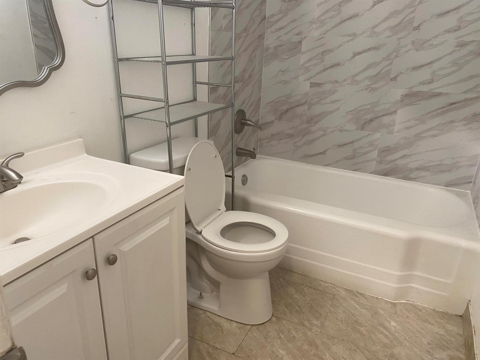 1751 LAUDERDALE MANOR Drive, Fort Lauderdale, FL 33311 photo 2