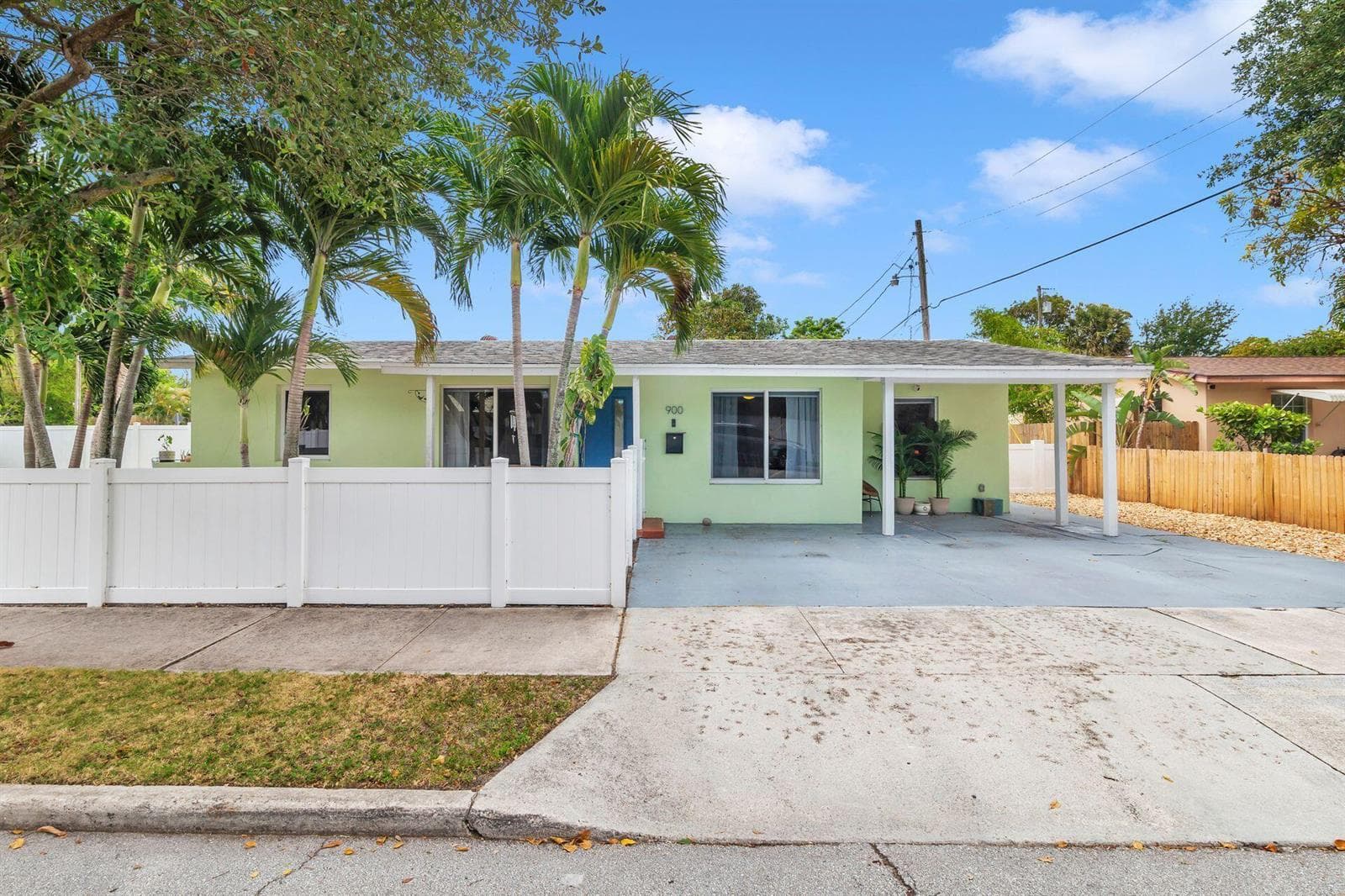 900 Sunset Road, West Palm Beach, FL 33401 photo 2