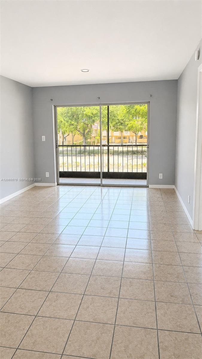4168 NW 90th Ave # 205, Coral Springs, FL 33065