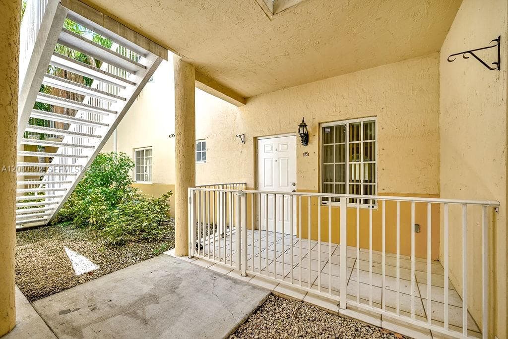 6900 NW 179th St # 104-1, Hialeah, FL 33015 photo 2