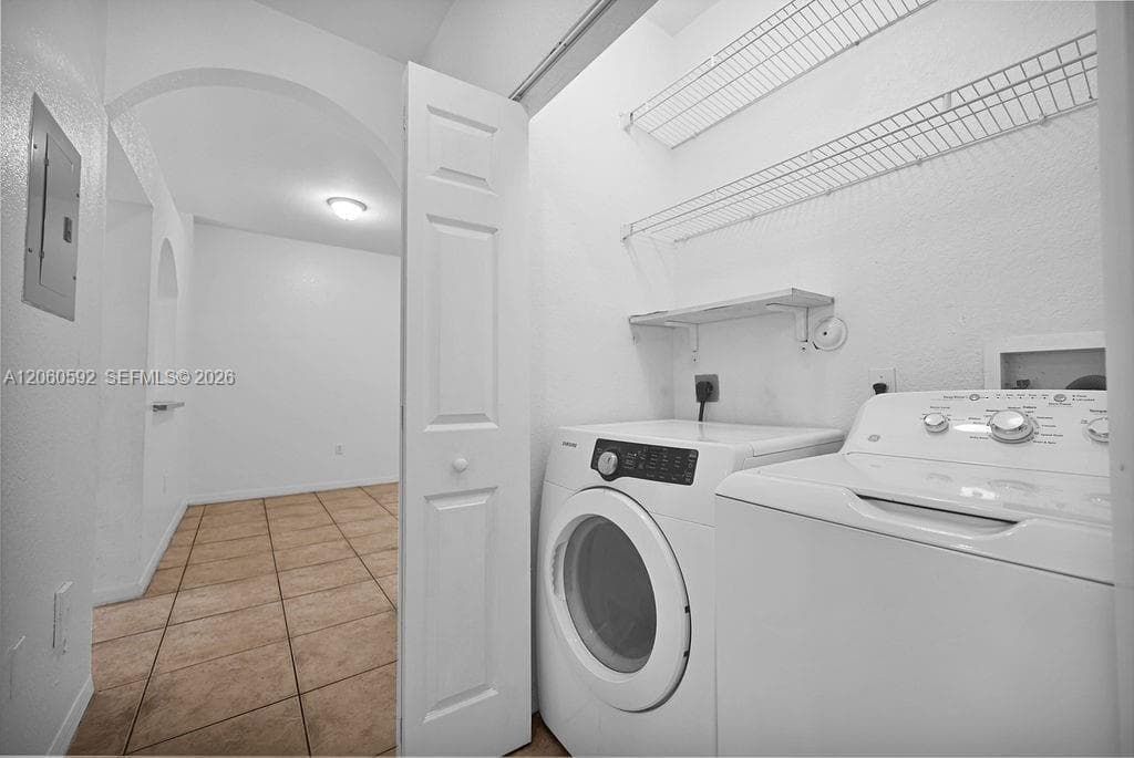 6900 NW 179th St # 104-1, Hialeah, FL 33015 photo 4