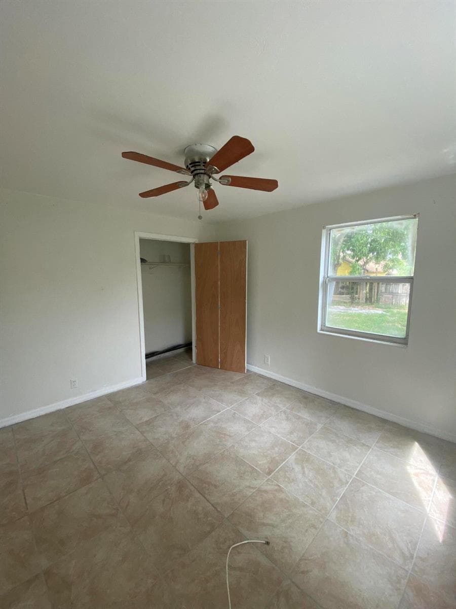707 45TH Street, West Palm Beach, FL 33407 photo 5