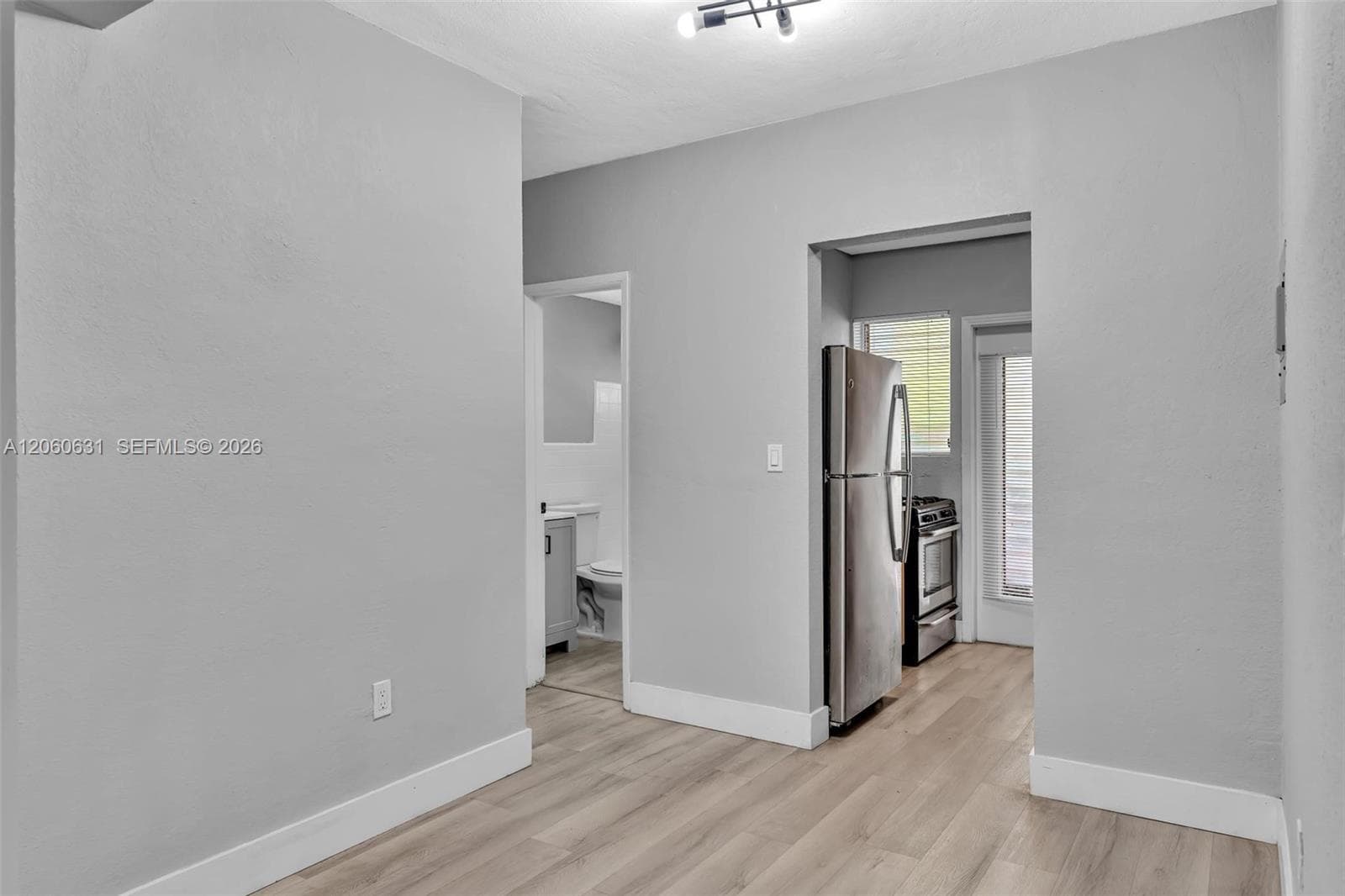 934 Meridian Ave # 6, Miami Beach, FL 33139 photo 4