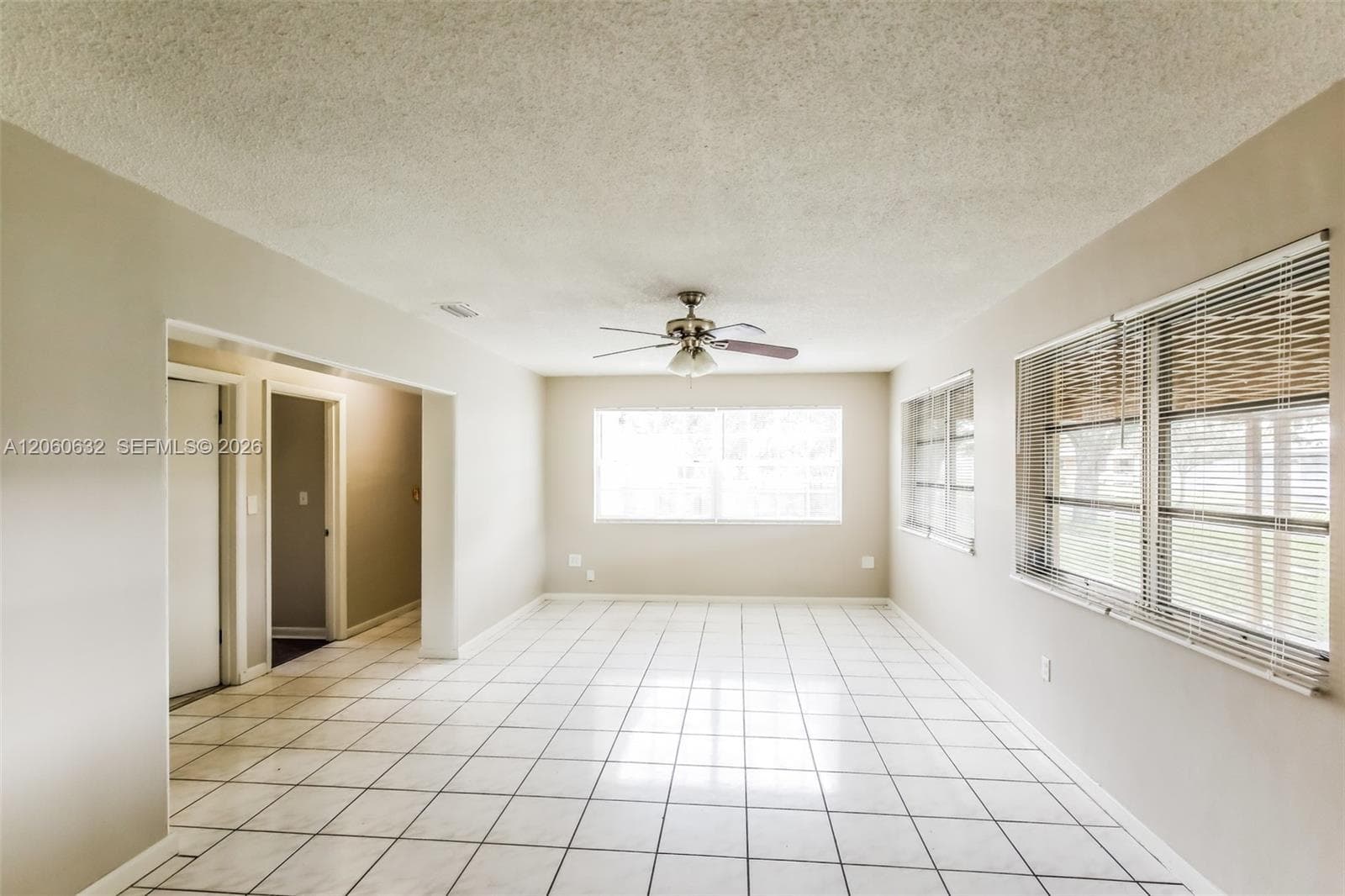 4896 NW 6th Ct, Plantation, FL 33317 photo 4