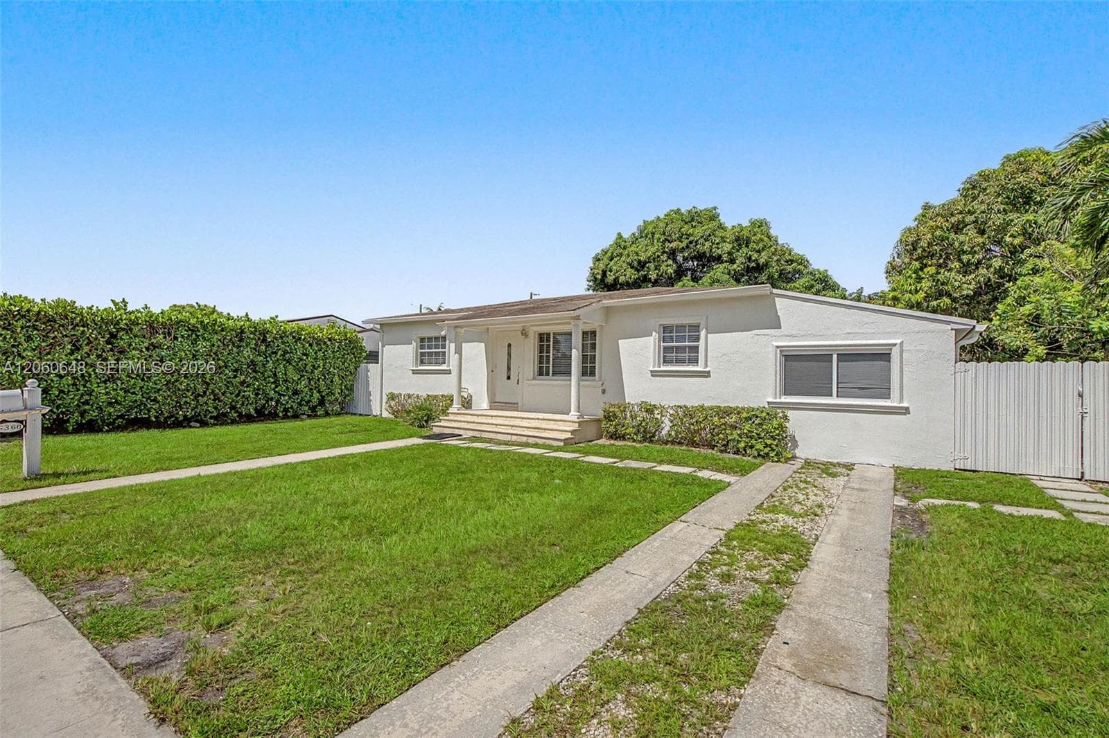 5360 W 2nd Ave, Hialeah, FL 33012 photo 2