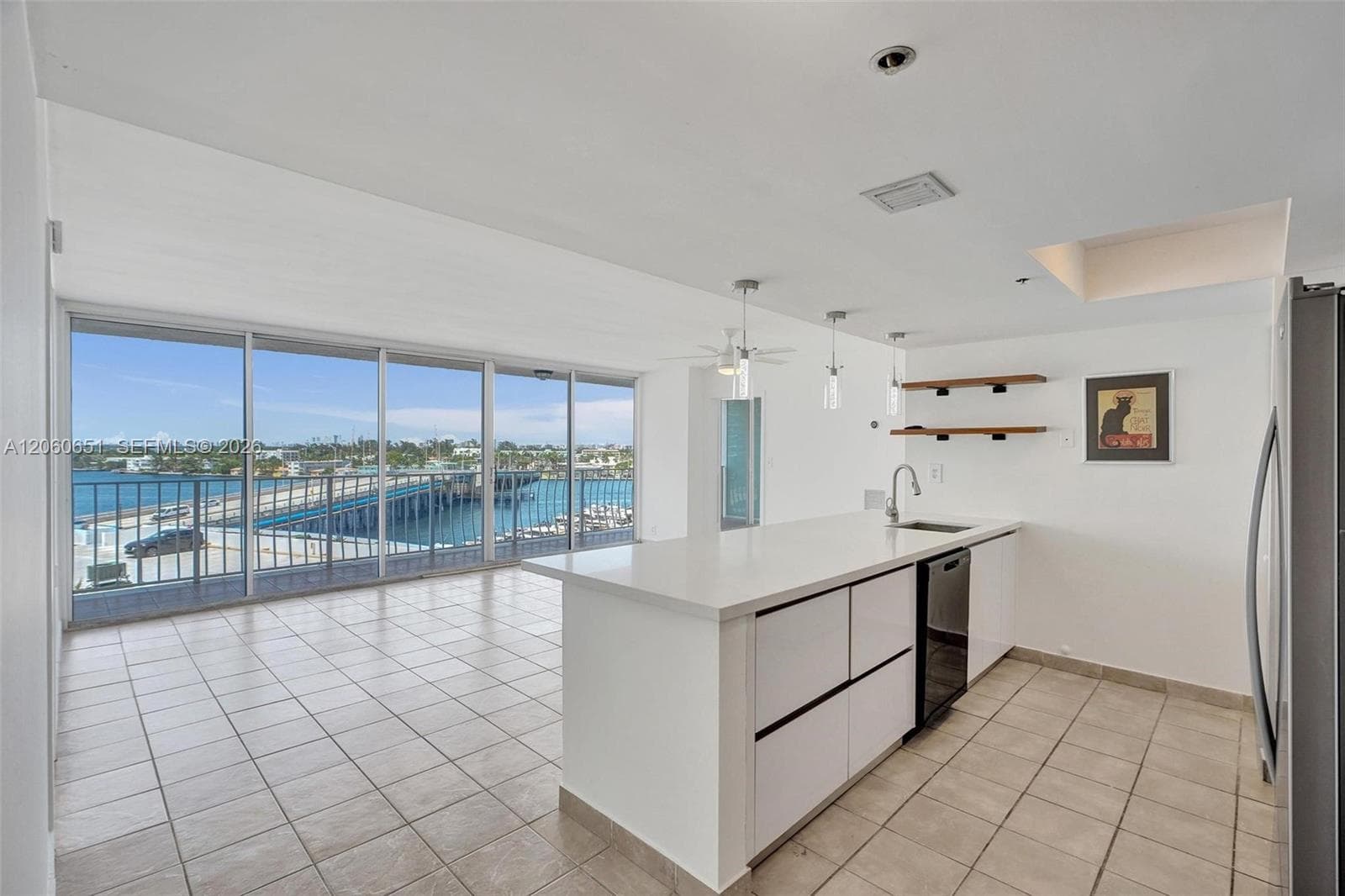 7601 E Treasure Dr # 717, North Bay Village, FL 33141 photo 2