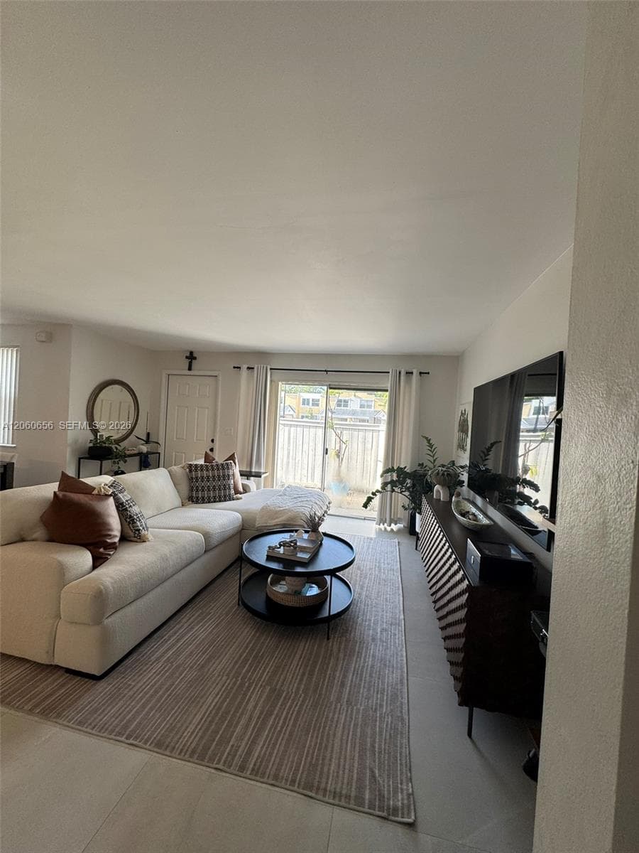 6845 SW 45th Ln # 10, Miami, FL 33155 photo 5