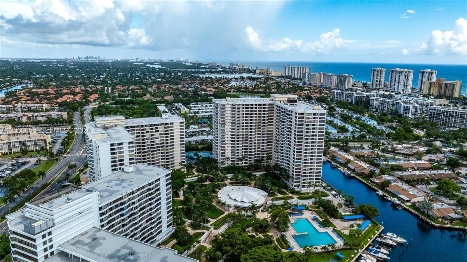 2500 Parkview Dr # 517, Hallandale Beach, FL 33009 photo 2