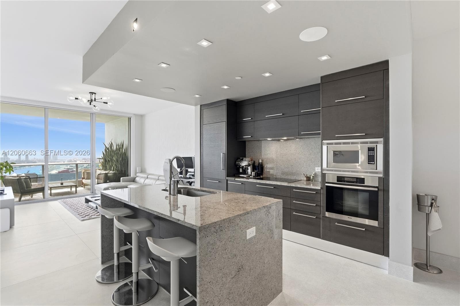 900 Biscayne Blvd # 3607, Miami, FL 33132 photo 3