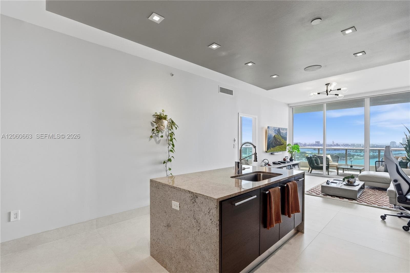 900 Biscayne Blvd # 3607, Miami, FL 33132 photo 5