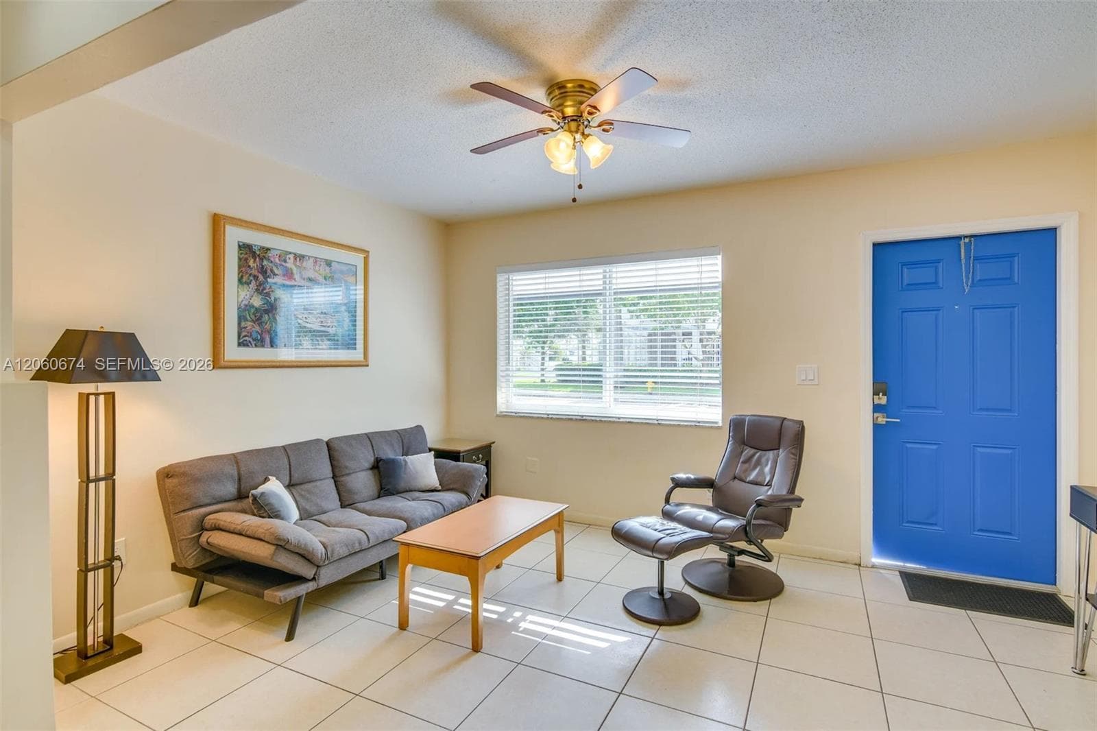 412 NE 4th Ave, Hallandale Beach, FL 33009 photo 2