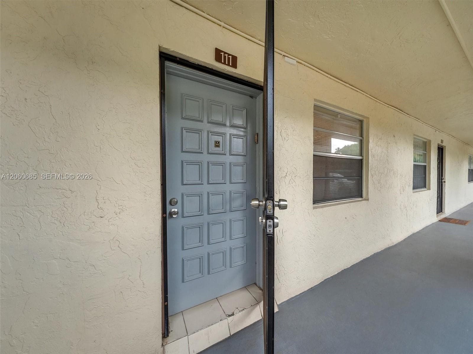 3070 NW 48th Ter # 111, Lauderdale Lakes, FL 33313 photo 2