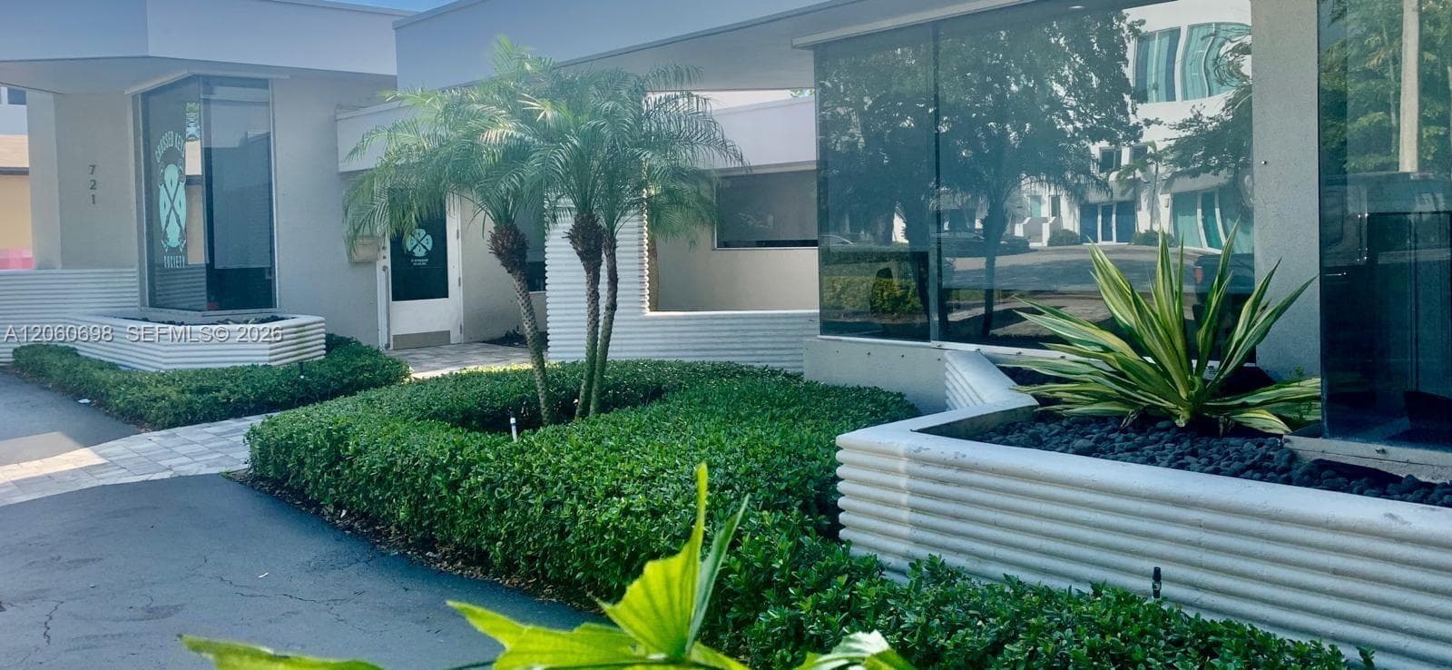 721 NE 3rd Ave, Fort Lauderdale, FL 33304