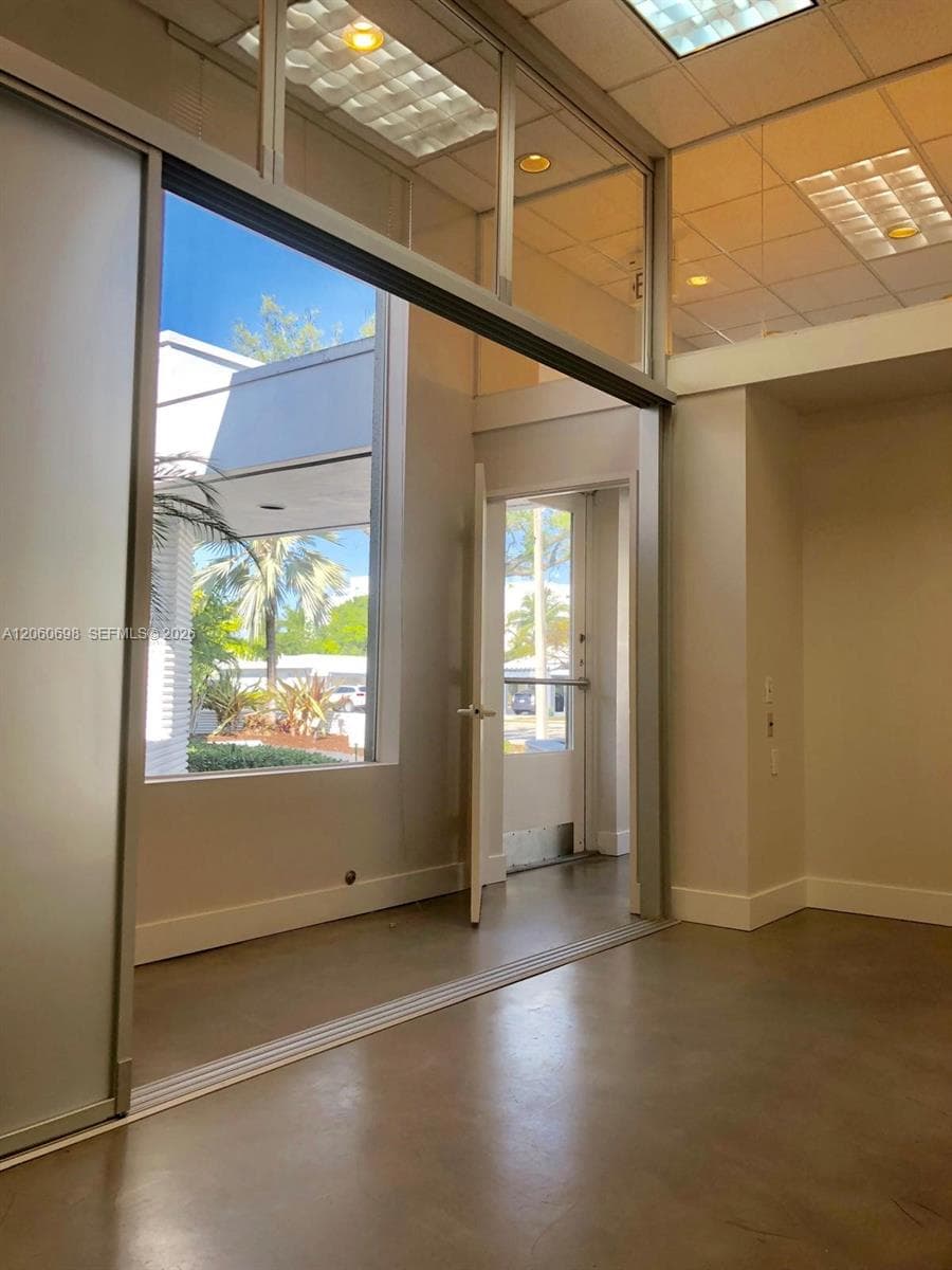721 NE 3rd Ave, Fort Lauderdale, FL 33304 photo 4