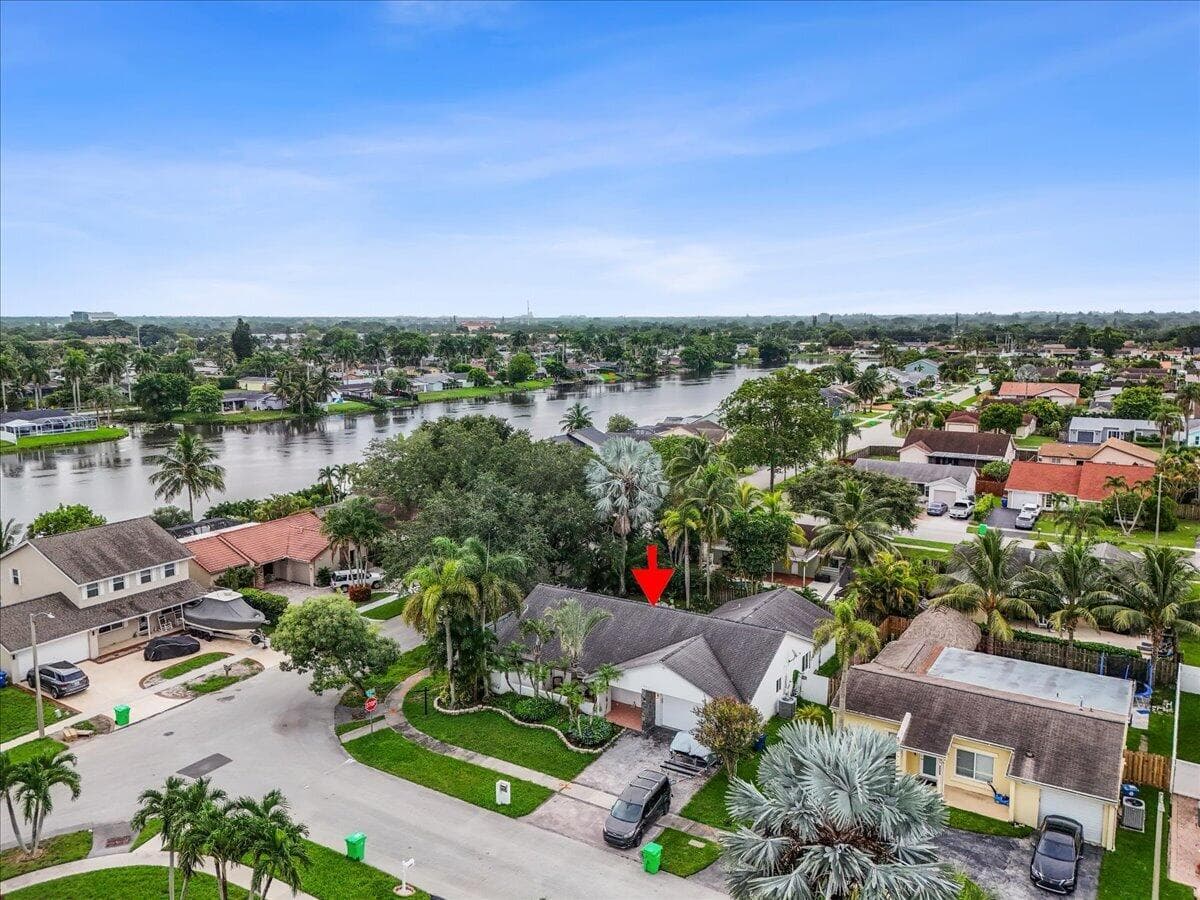 11650 NW 39TH Place, Sunrise, FL 33323 photo 3
