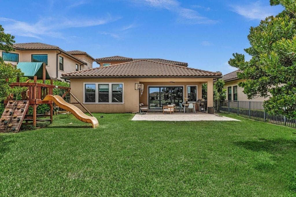 12143 S BAYPOINT Circle, Parkland, FL 33076 photo 2