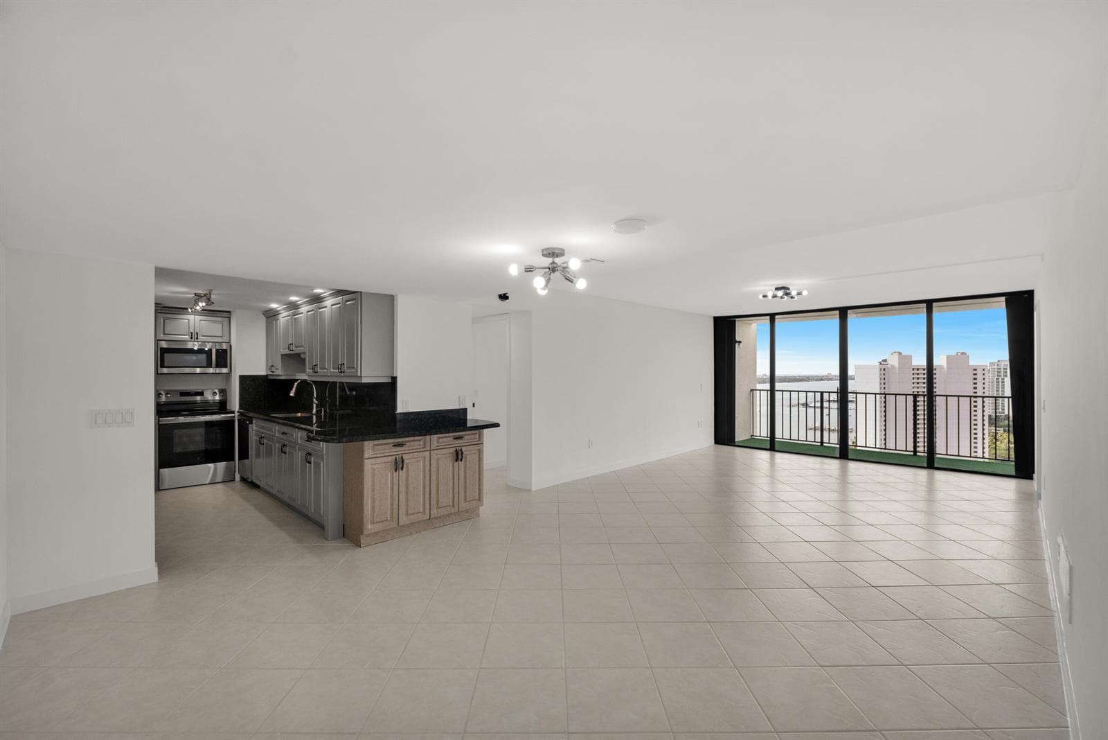 5600 N Flagler Drive # 2504, West Palm Beach, FL 33407 photo 4