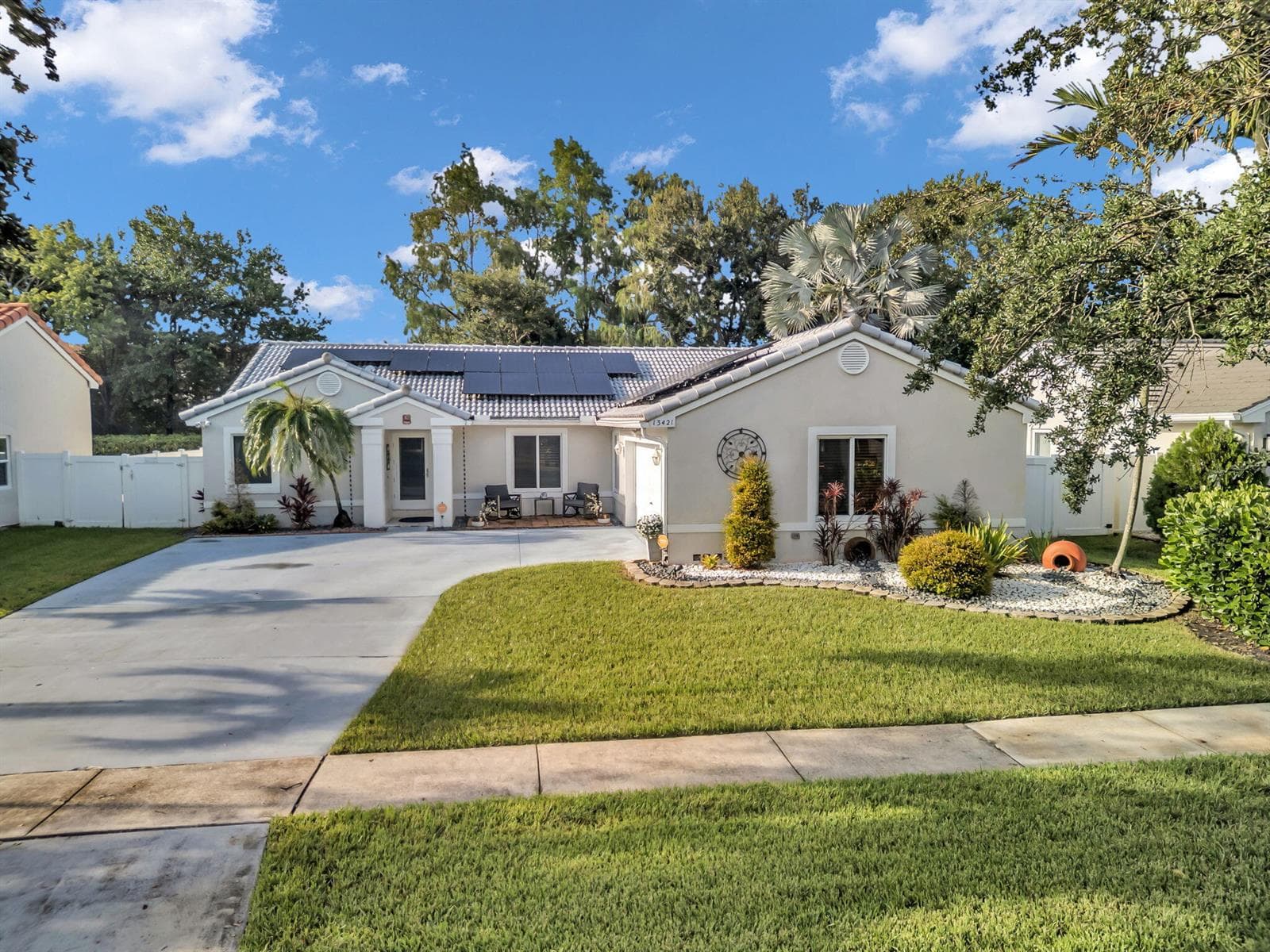 13421 SW 17TH Court, Miramar, FL 33027 photo 2