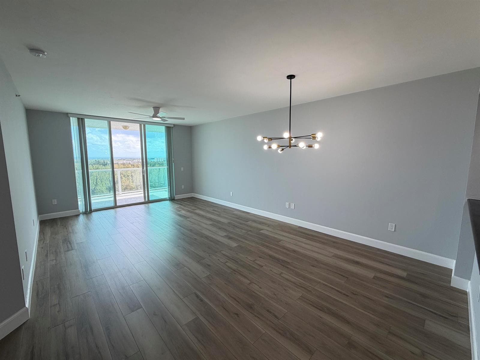 15051 Royal Oaks Lane # 1603, North Miami, FL 33181 photo 2