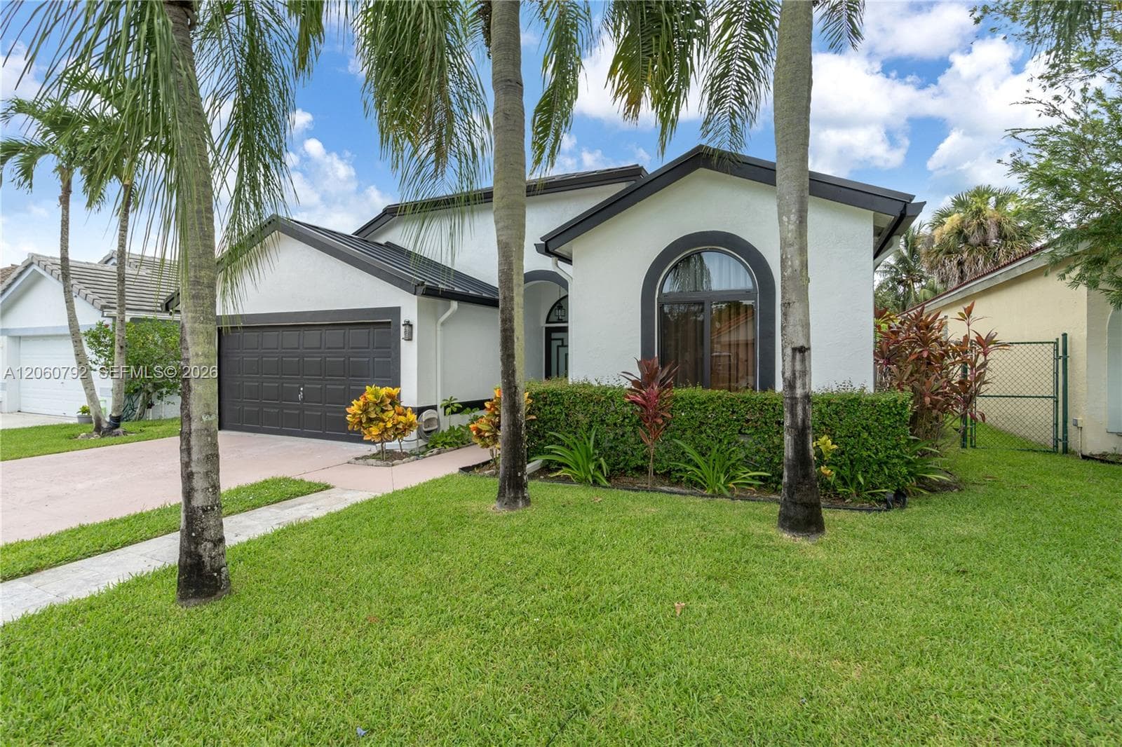 758 Lake Wellington Dr, Wellington, FL 33414 photo 3