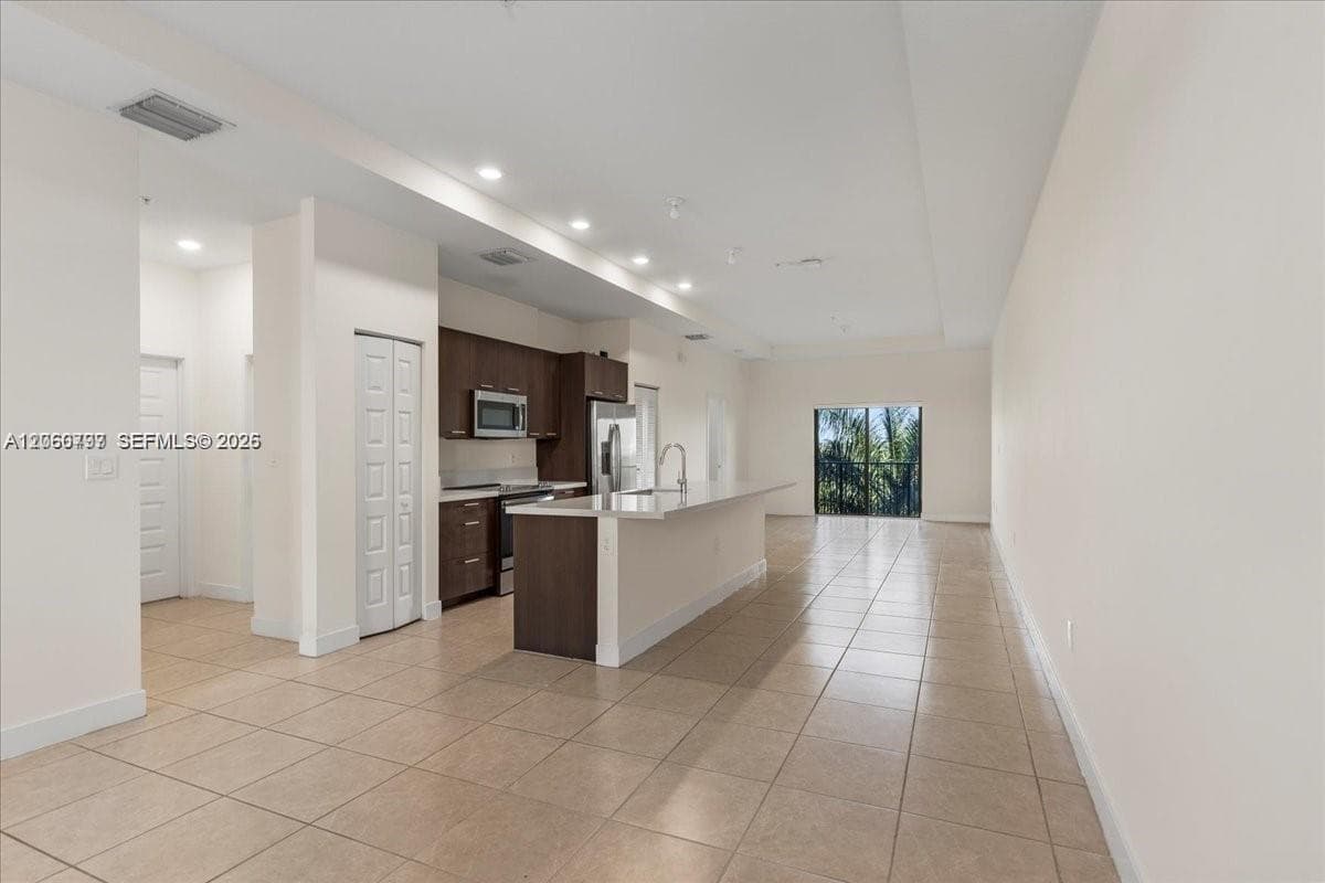 8031 NW 104th Ave # 31, Doral, FL 33178 photo 5