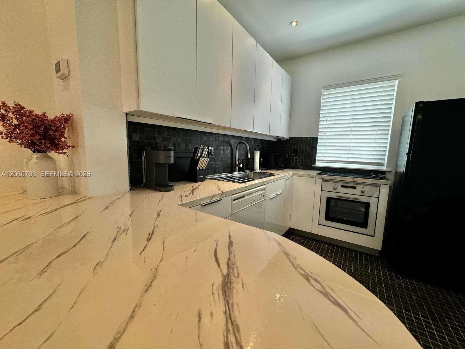 736 13th St # 104, Miami Beach, FL 33139 photo 4