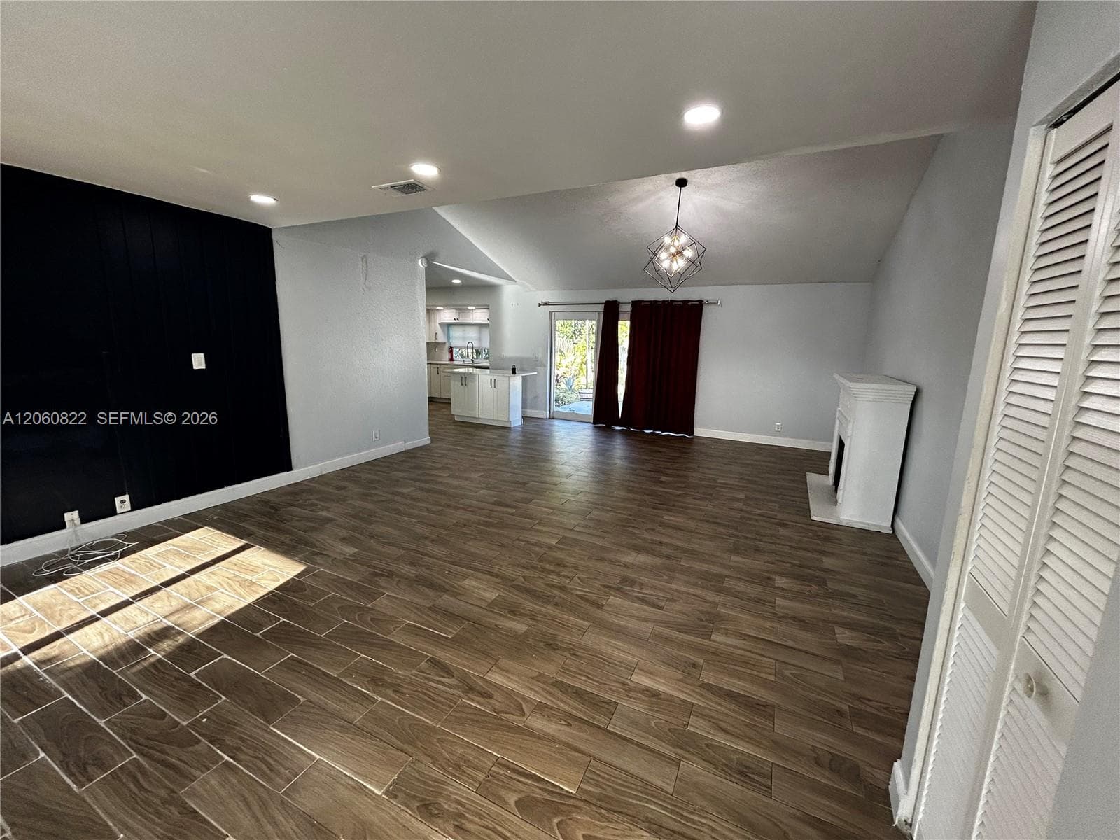 2403 NW 108th Ter, Sunrise, FL 33322 photo 3