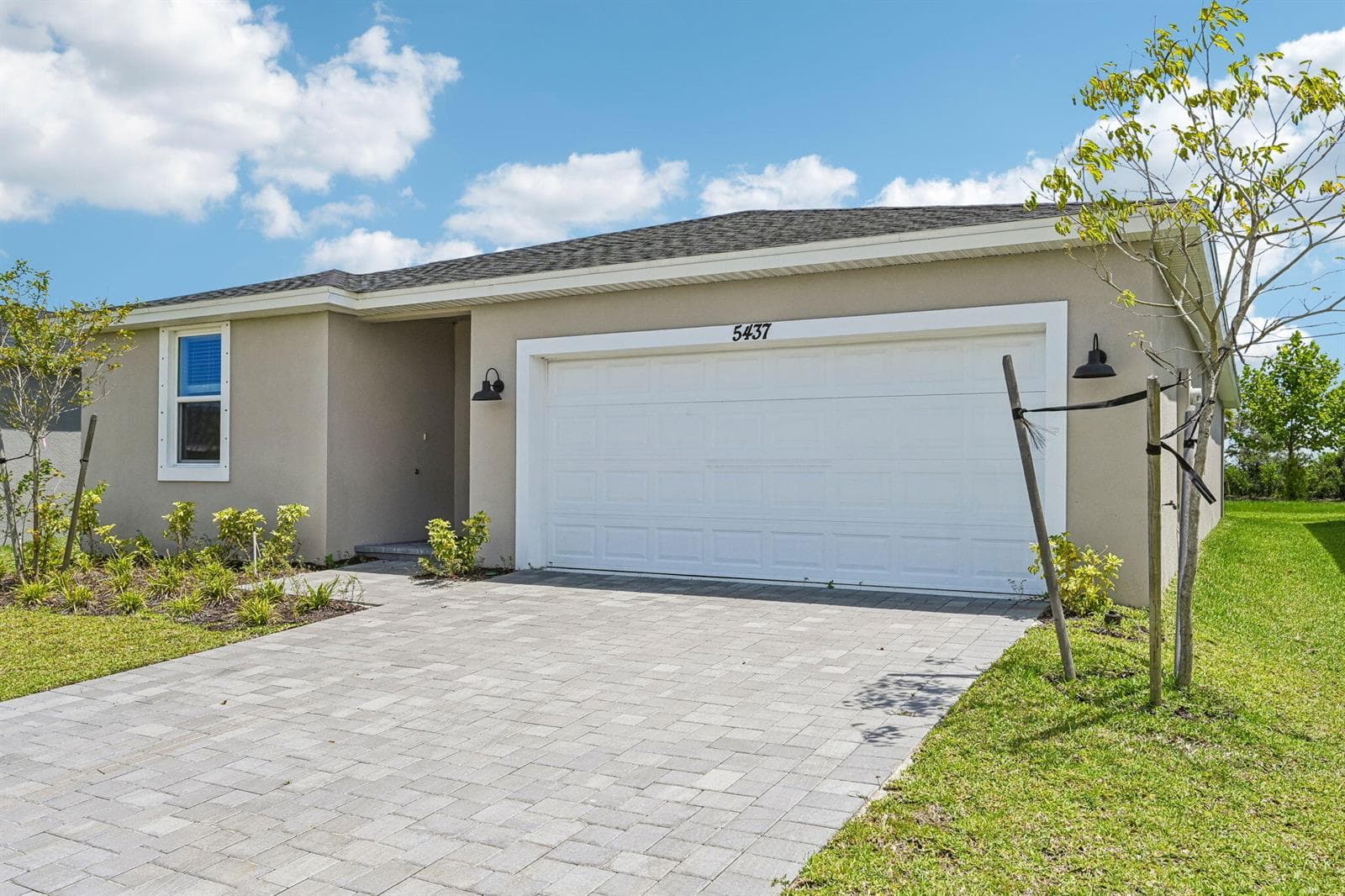 5437 Hampton Park Circle, Vero Beach, FL 32966 photo 2