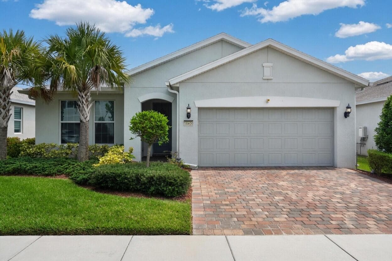 10430 SW Captiva Drive, Port St. Lucie, FL 34987 photo 3